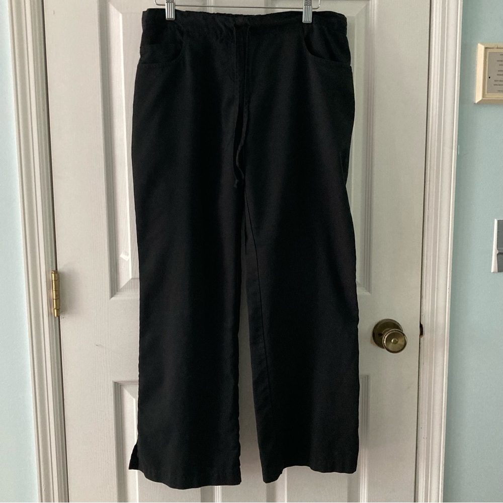 Grey’s Anatomy Women’s Black 4 Pocket Scrub Pant with Flared Leg - Picture 3 of 6